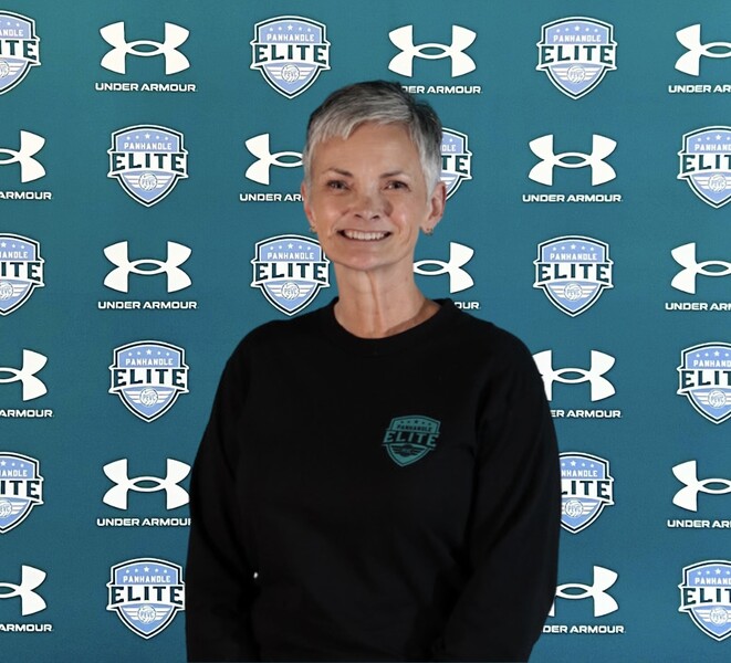 Head coach Vicki Knoch